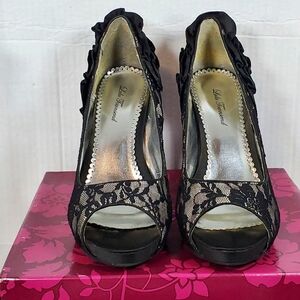 Lulu Townsend High heels Size 7.5